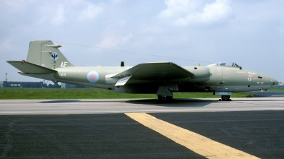 Photo ID 88855 by Joop de Groot. UK Air Force English Electric Canberra PR9, XH131