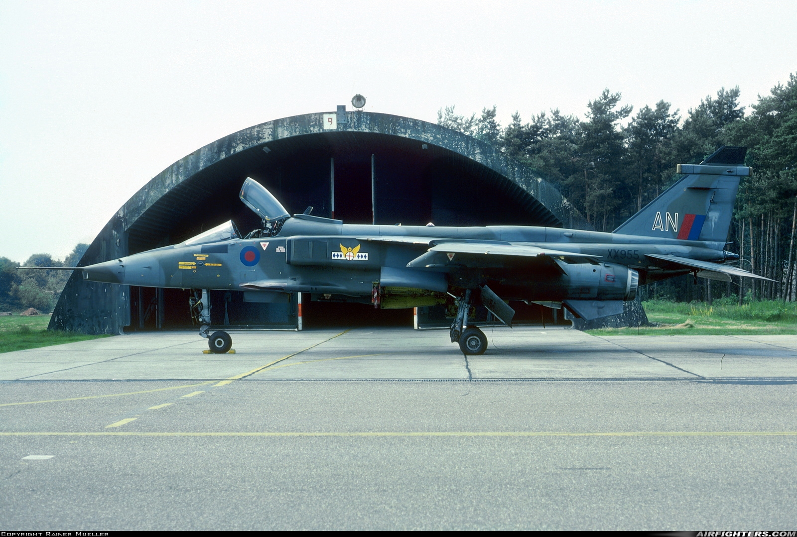 Photo ID 283073 by Rainer Mueller. UK Air Force Sepecat Jaguar GR1A, XX955
